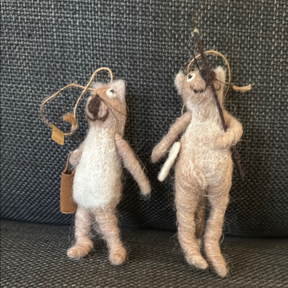 Handmade Wool Felt Fishing  Cat Ornaments